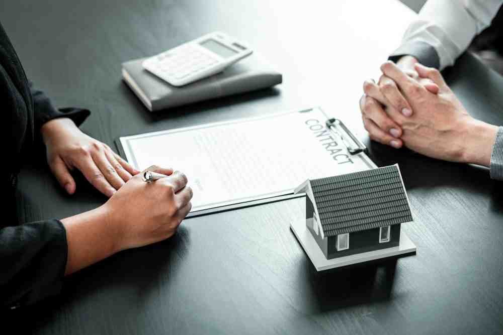 Las Vegas real estate contract lawyer representing buyers and sellers in breach of agreement disputes